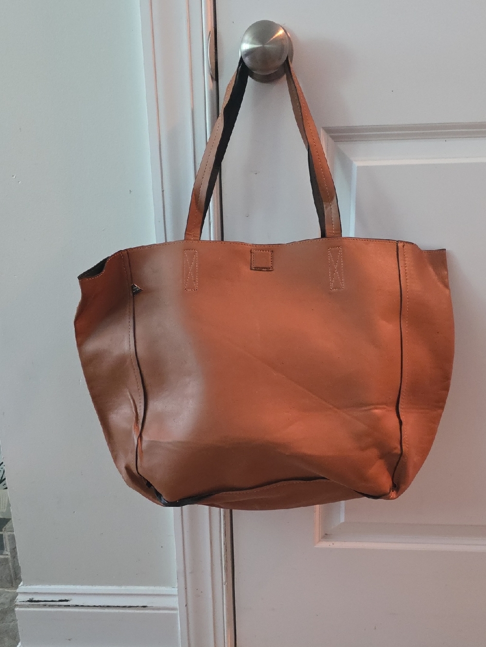 Chico Women's Tote Bag in Brown
